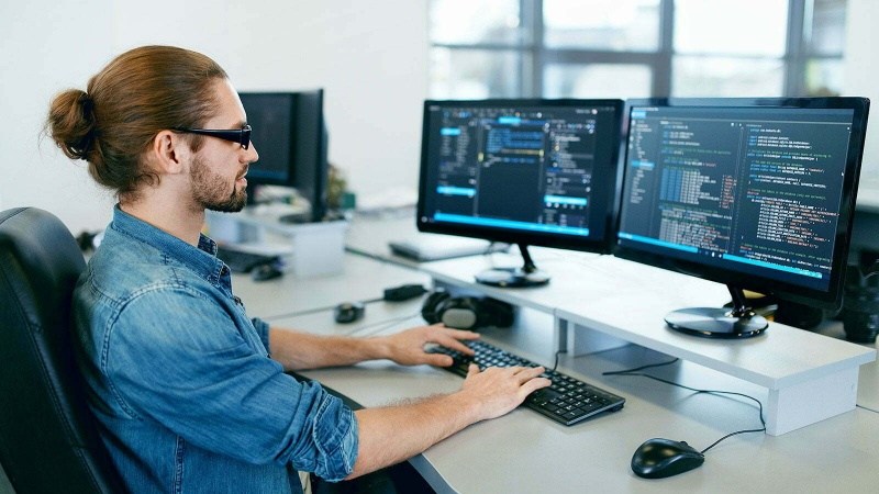 Kỹ sư phần mềm là một trong những công việc có thu nhập cao nhất hiện nay